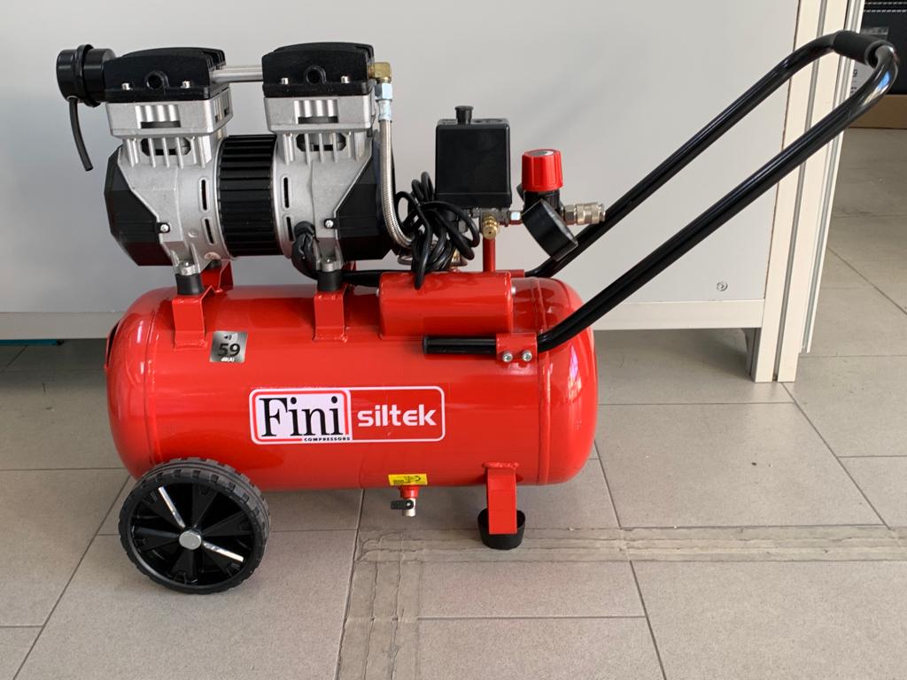 Fini Compressori COMPRESSORE SILTEK FINI SILENZIATO 24LT B2CC2G4FNN553