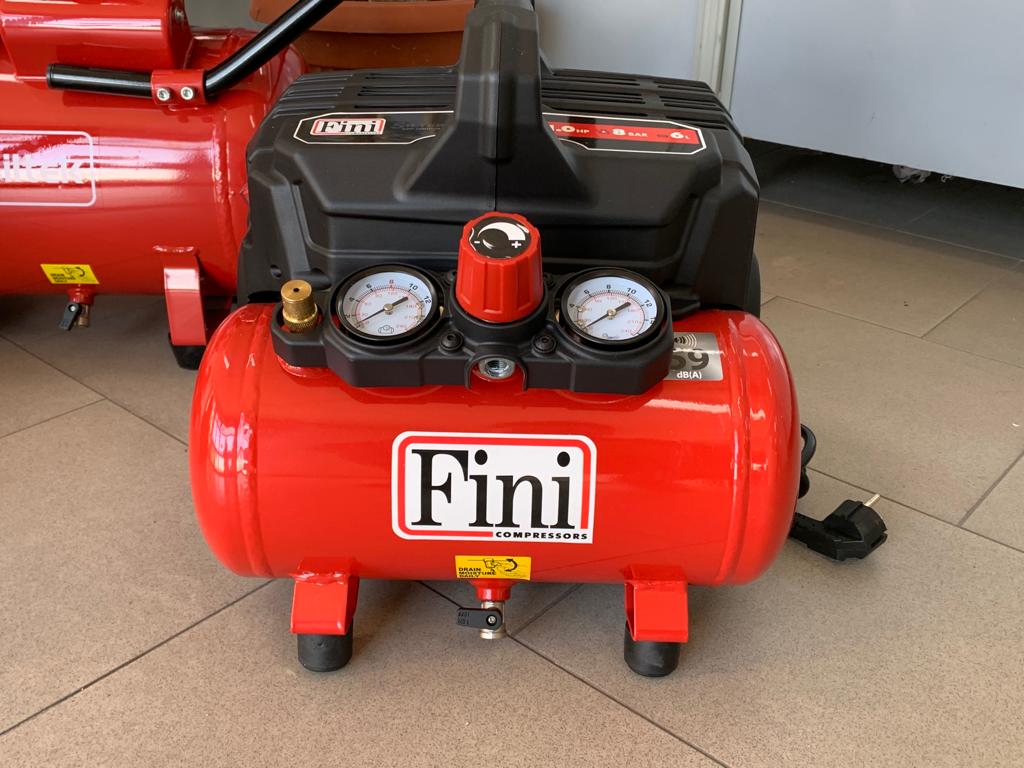 Fini Compressori SILTEK FINI SILENZIATO 6Lt B2BL104FNN288